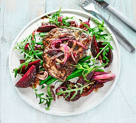 Balsamic Beef With Beetroot And Rocket: Lean Meat Recipe