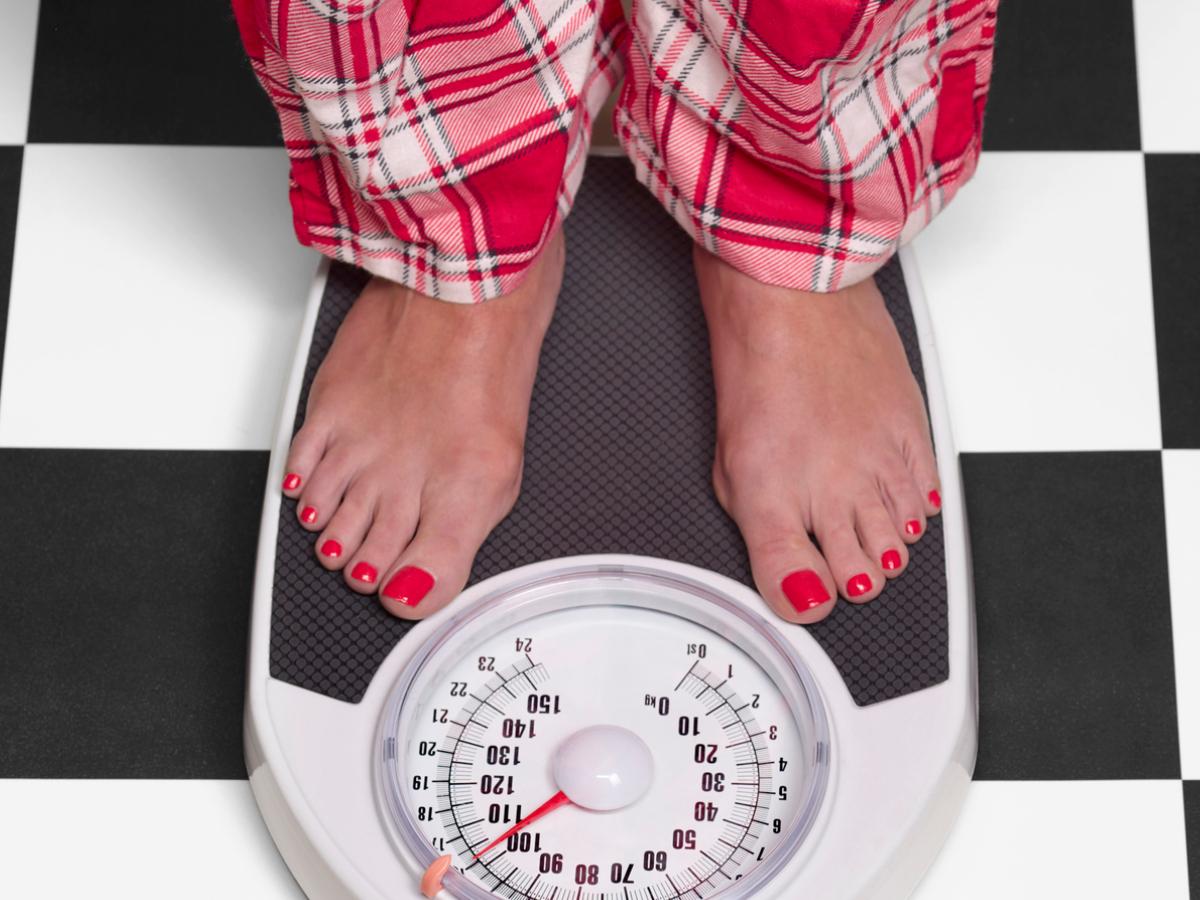 how-is-pcos-linked-with-weight-gain-and-weight-loss