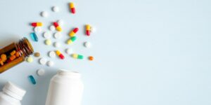 Can online psychiatrists prescribe medication?