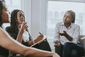 How To Deal with Someone Who Speaks In Disorganized Manner? 