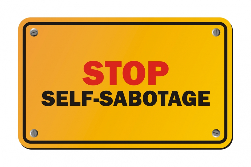 How To Manage Self-Sabotaging Behavior?