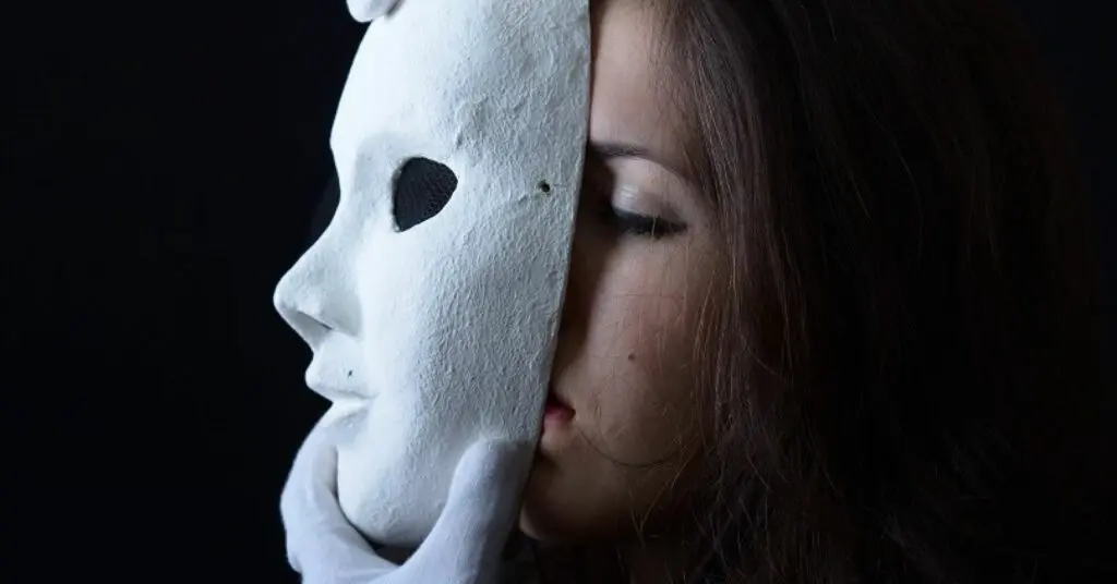 Signs And Symptoms Of Narcissistic Personality Disorder