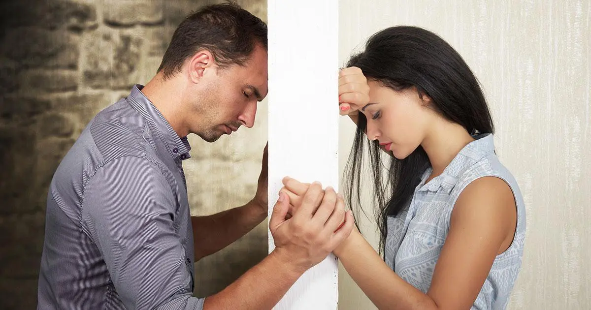 How To Deal With Narcissists Who Cheat?