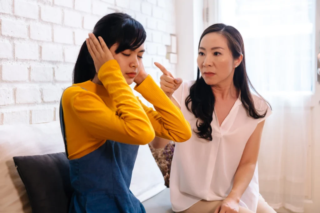 Traits That Tell — You Are Dealing With a Toxic Parent