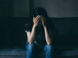 Anxiety Symptoms in Women: How to Recognize and Treat Them