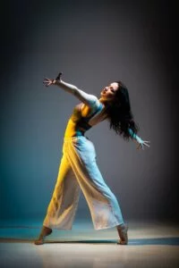 Join dance classes