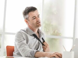 Stress and Heart Attack: Meaning, Signs And How To Manage It