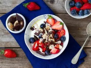 Yogurt With Berries