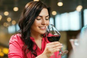 How Does Red Wine Help In Weight Loss?