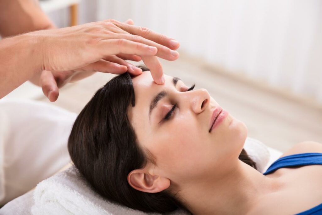 Physical Therapy For Headaches: Techniques And Benefits of It