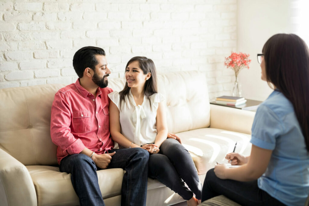 Pros and Cons of Emotionally Focused Couples Therapy