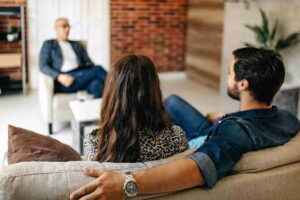 What Is Discernment Counseling And How It Can Help You?