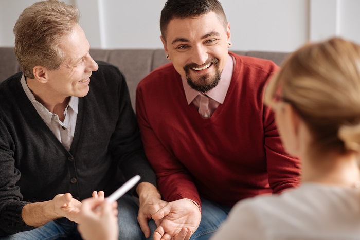 Reasons Why Do People Prefer Visiting Transgender Therapists Online?
