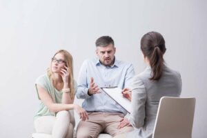 relational therapist