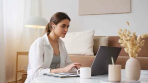 What Are The Benefits Of Online Self-Help Therapy?