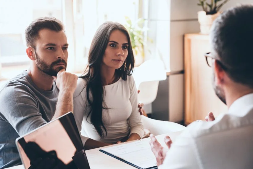 Healing Together: A Guide to Relationship Trauma Counseling