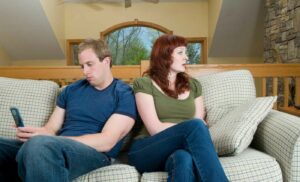 detachment issues in relationships