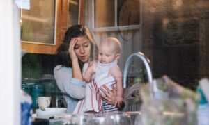 newborn and relationship problems