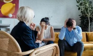 non monogamous therapist